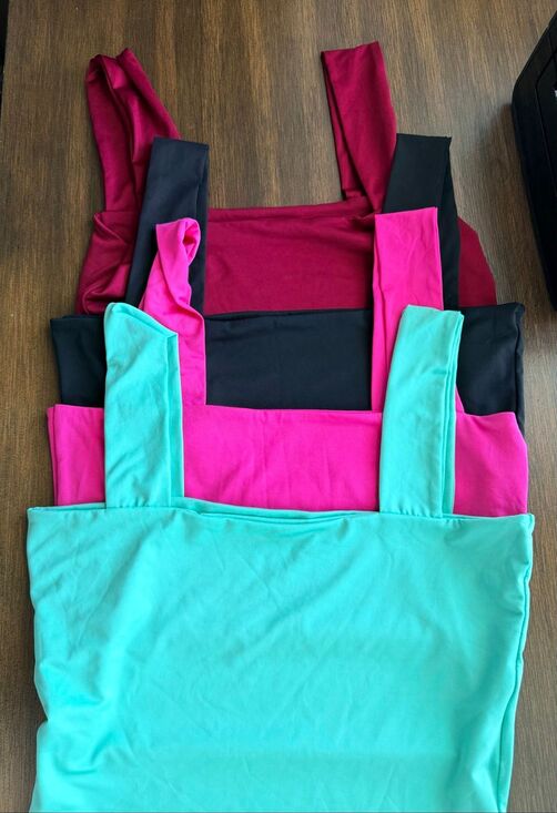 No Brand Tops - Lot of 4 Double Lined Tank Top Bundle Shirts Blue Pink Black Purple Size M